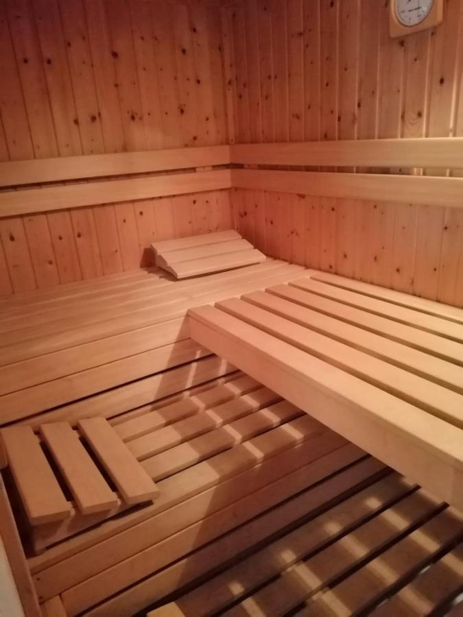 Prive Sauna & Terras - Aachen Vaals Drielandenpunt Bagian luar foto