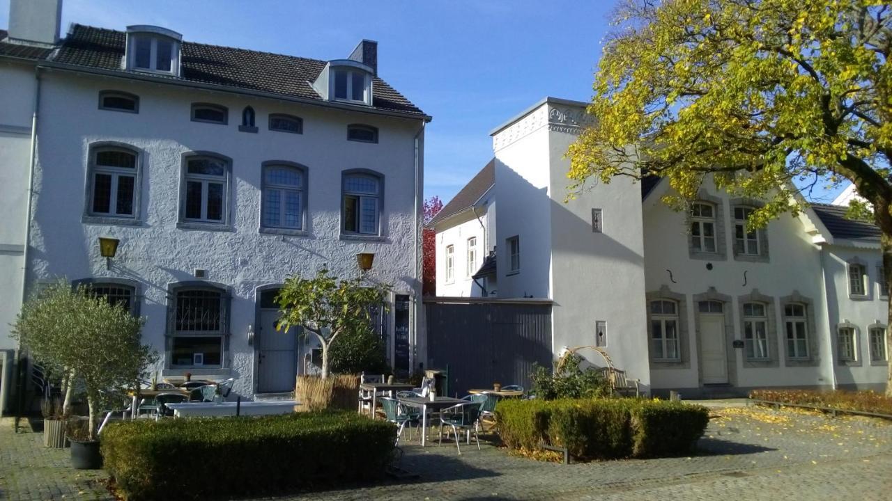 Prive Sauna & Terras - Aachen Vaals Drielandenpunt Bagian luar foto